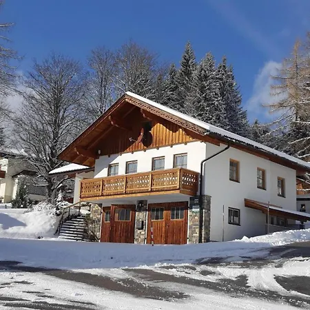 Sigrid Holiday home *